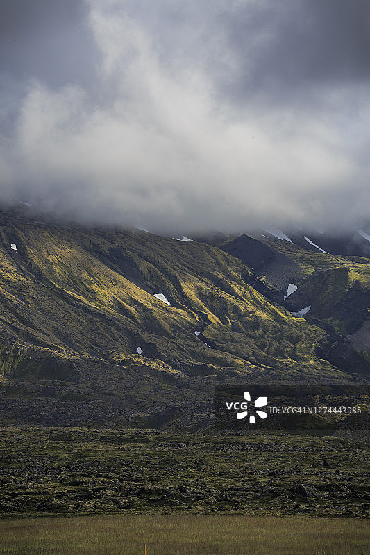 冰岛斯奈山半岛云雾山景图片素材