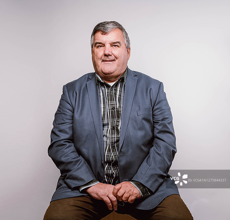 中年商人肖像图片素材