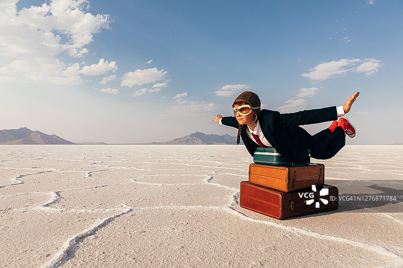 年轻商人憧憬旅行图片素材