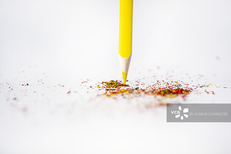 黄色铅笔芯特写图片素材