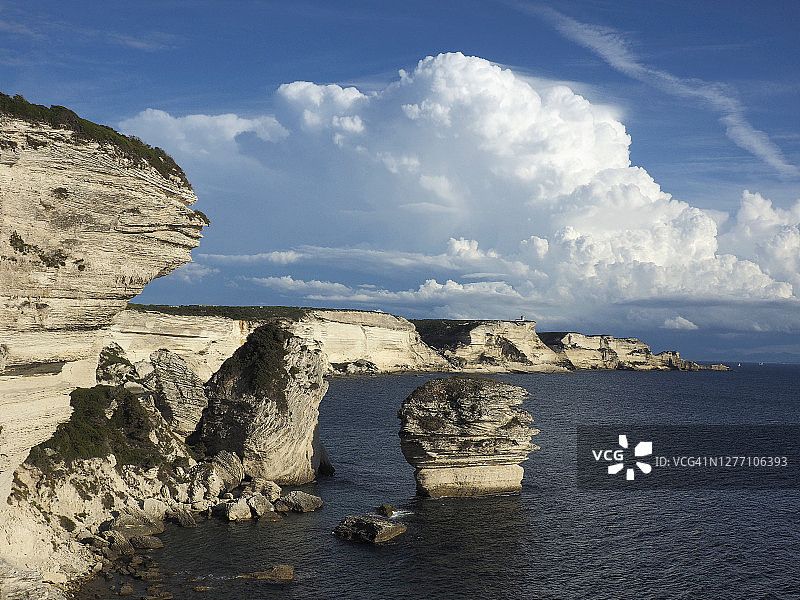 博尼法乔，科西嘉岛：卡波佩尔图萨托和沙粒图片素材
