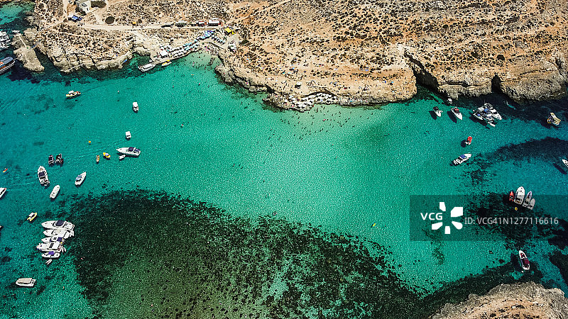 马耳他戈佐岛美丽海景的航拍图片素材