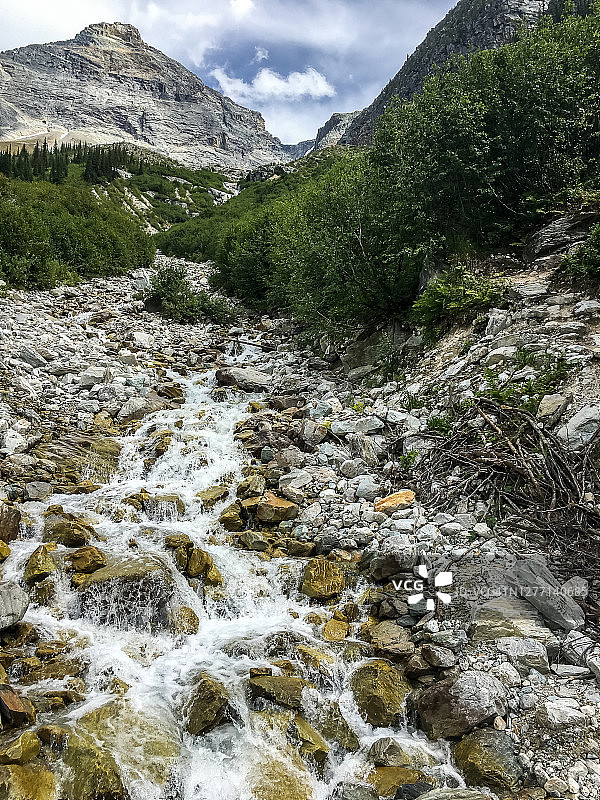 唐纳德山的小溪图片素材