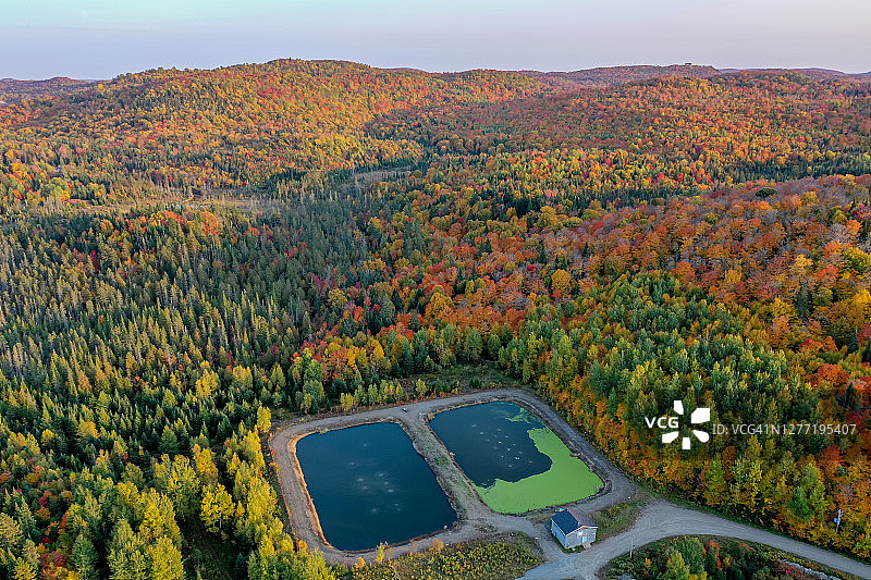 加拿大魁北克污水处理厂航拍图片素材