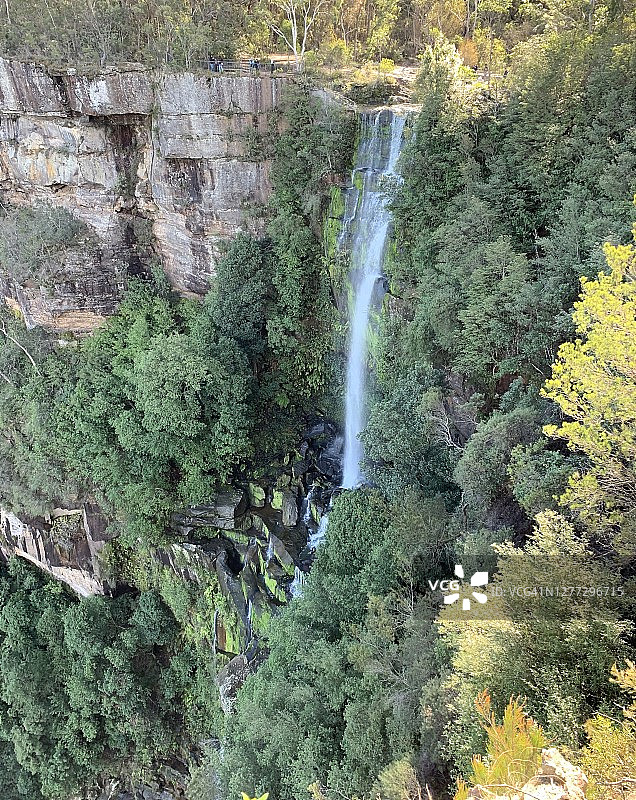 澳大利亚新南威尔士州的费兹罗伊瀑布徒步图片素材