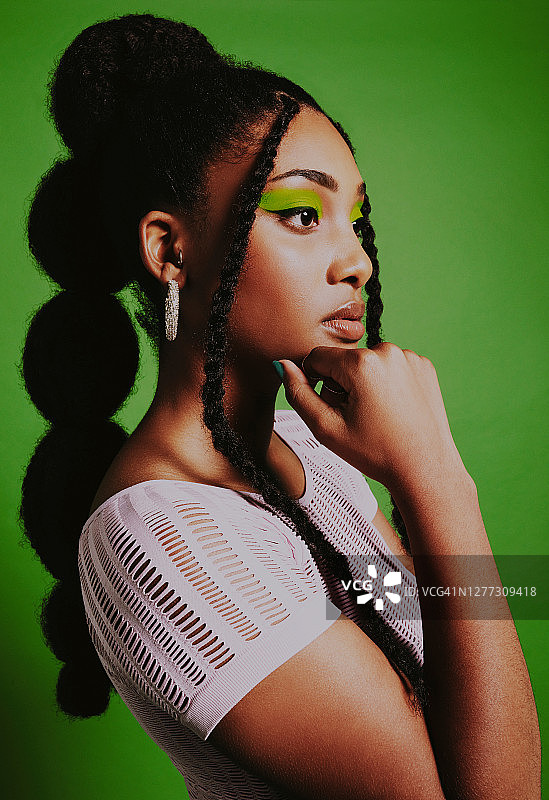 人生苦短，发型要出彩图片素材