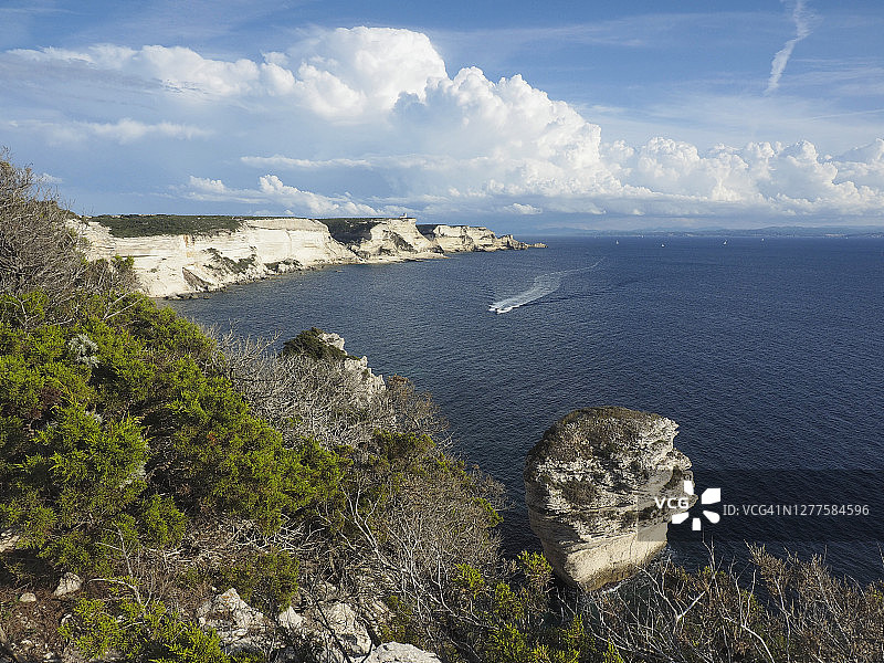博尼法乔，科西嘉岛：卡波佩尔图萨托和沙粒图片素材