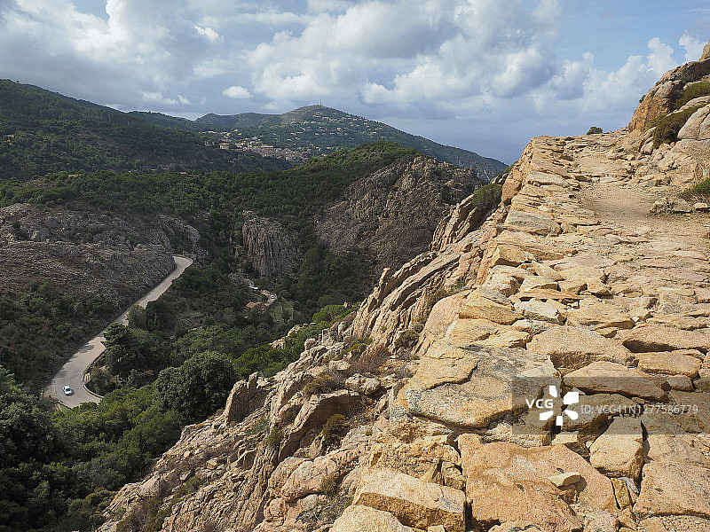 科西嘉卡朗什峡湾风光徒步小径图片素材