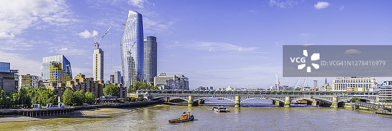 伦敦布莱克法尔桥泰晤士河岸天际线全景图片素材