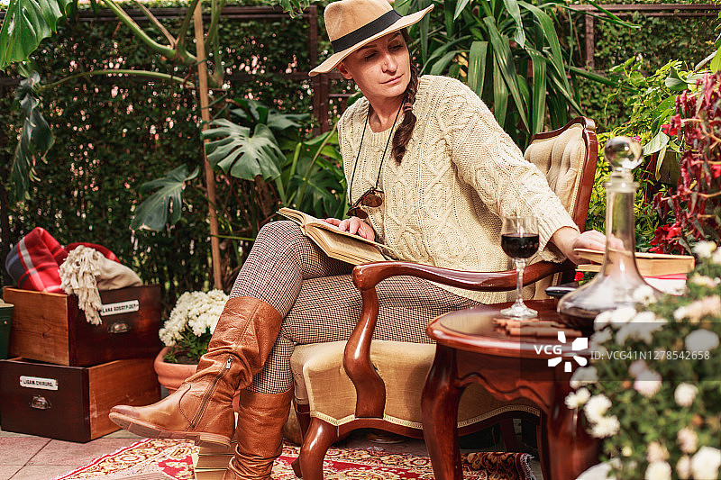 享受宁静的房屋特别角落图片素材