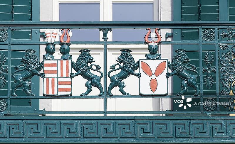 德国波恩明斯特广场前富尔斯滕贝格宫主邮局阳台图片素材