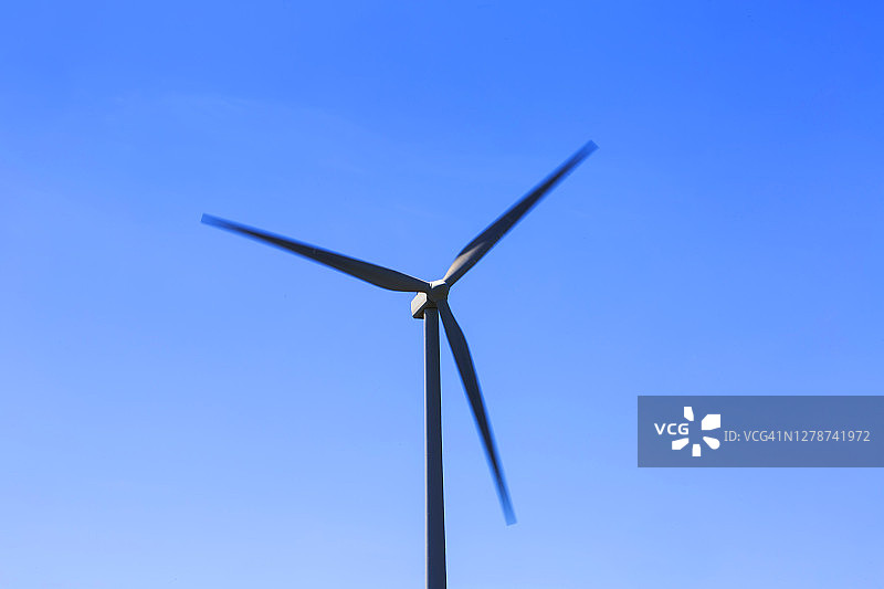 一个风力涡轮机图片素材