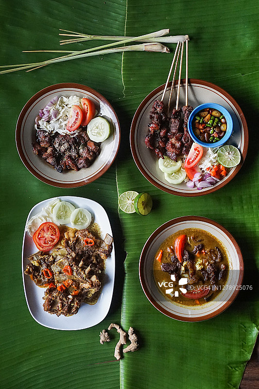 各种典型的印尼羊肉菜肴图片素材