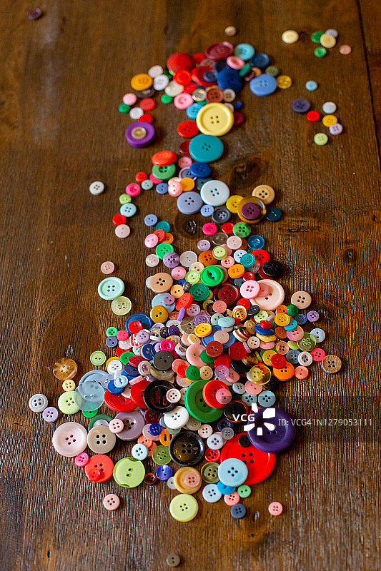 一堆纽扣图片素材