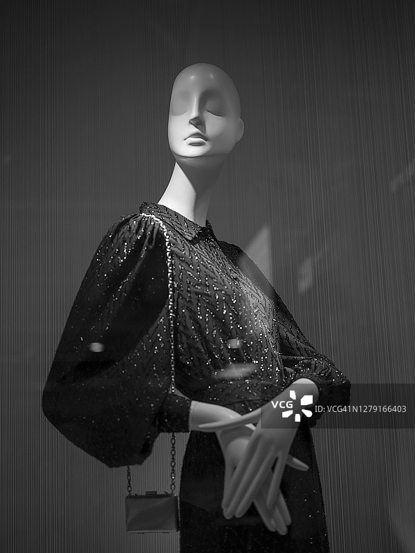 商店里的人体模型图片素材