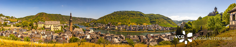 德国科赫姆摩泽尔河全景航拍图片素材