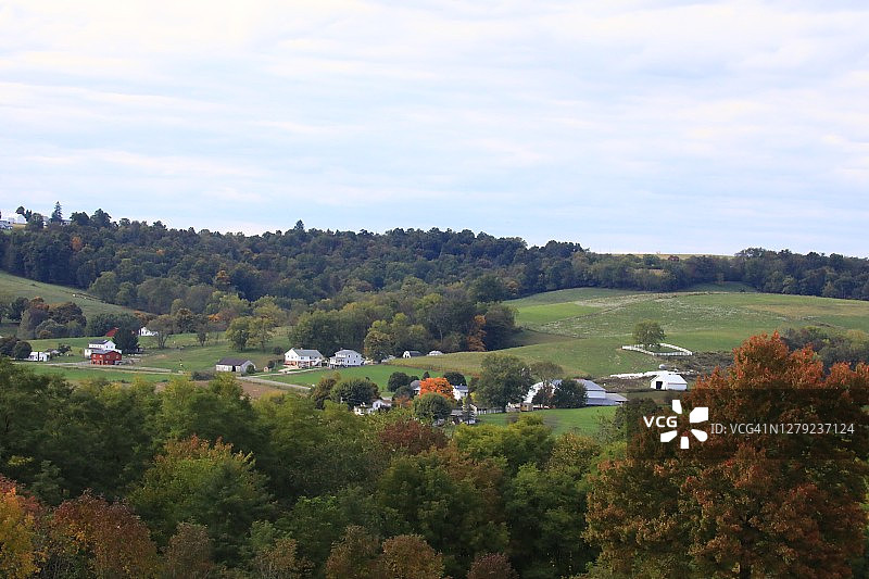 山坡乡村生活图片素材