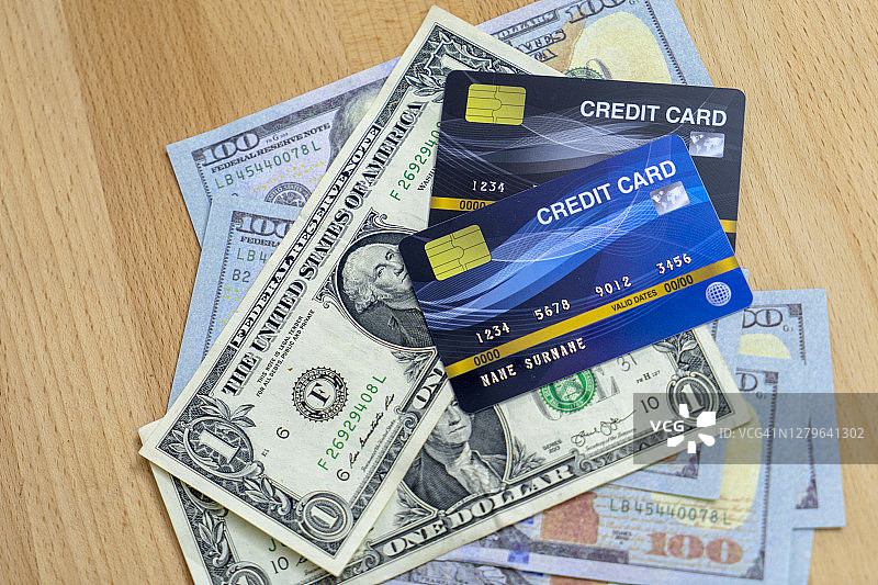 信用卡和美元现金图片素材