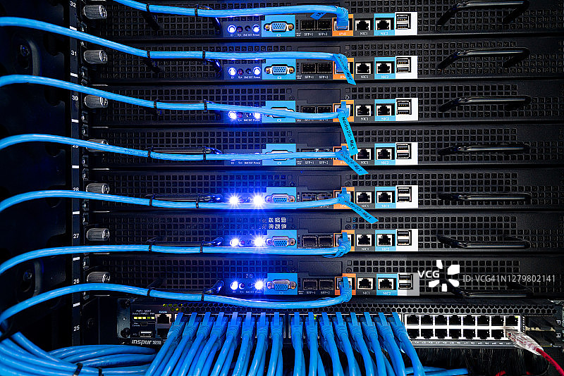 网络服务器背面的各种接口图片素材