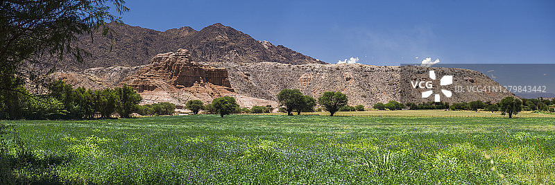 卡奇山谷风光，位于阿根廷北部萨尔塔省图片素材