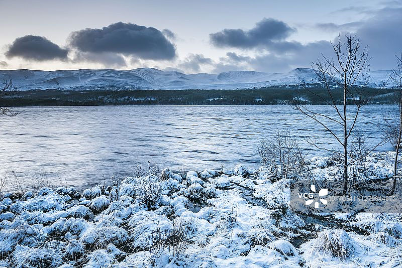 冬季的莫里奇湖，凯恩戈姆国家公园，苏格兰，英国，欧洲图片素材
