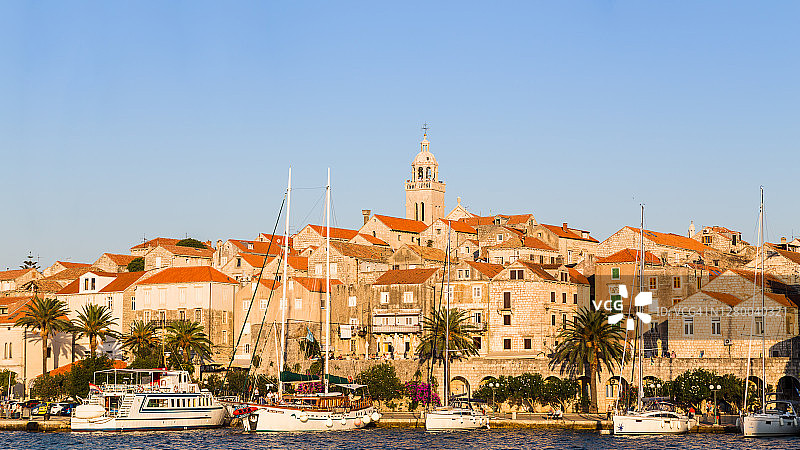 科尔丘拉古镇的黄昏图片素材