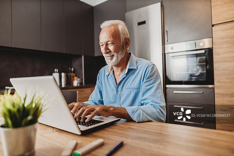 高级人图片素材