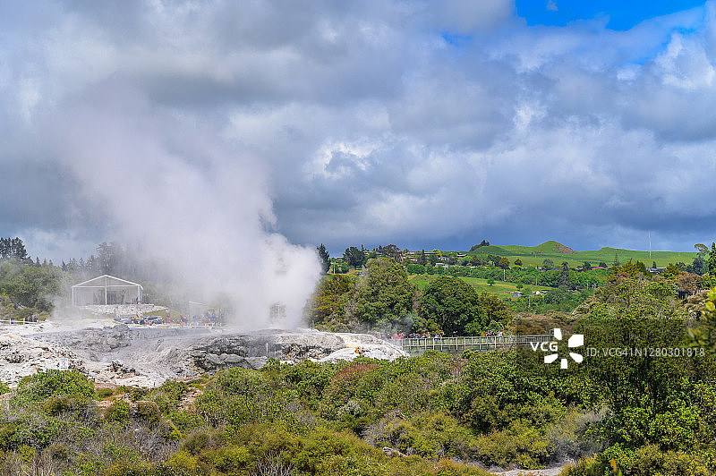 罗托鲁瓦的波胡图间歇泉图片素材