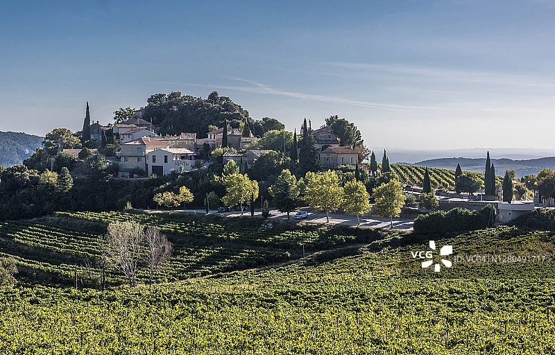 法国普罗旺斯沃克吕兹省：蒙米拉伊花边山区的苏泽特图片素材