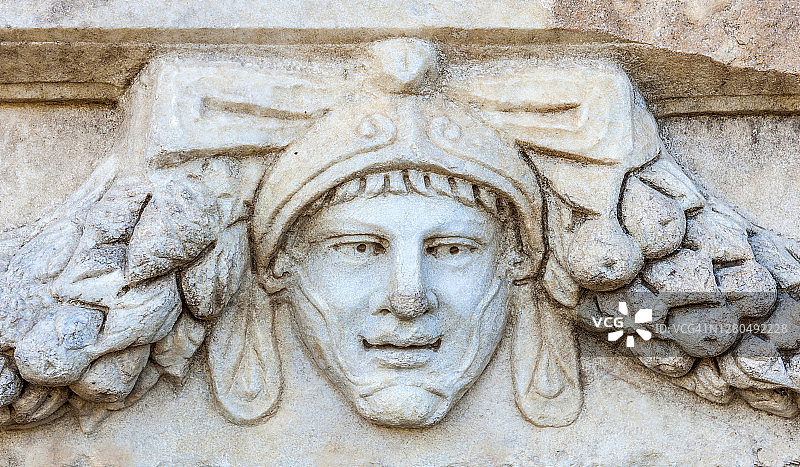 土耳其阿芙洛狄西亚考古罗马遗址：公元前3至2世纪男子头像（联合国教科文组织世界遗产）图片素材