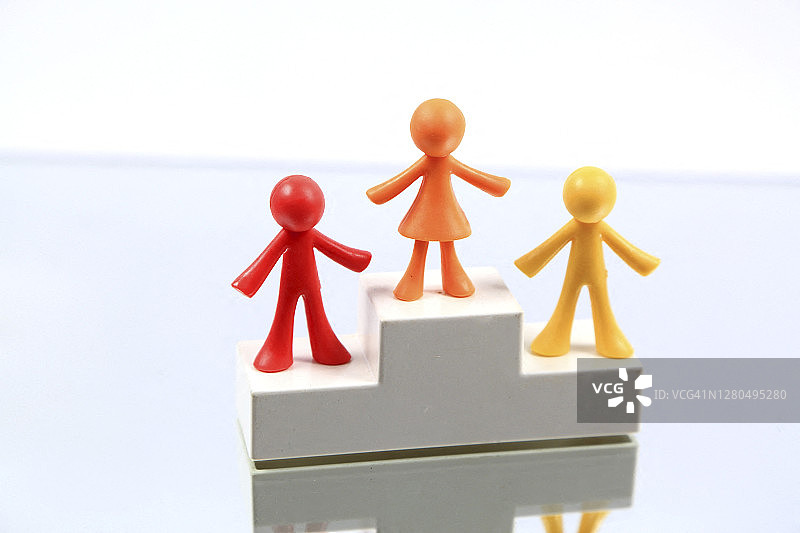 社交中的男女图片素材