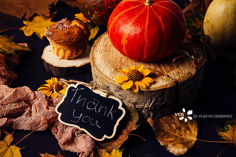 带有葫芦和蛋糕的感谢卡图片素材