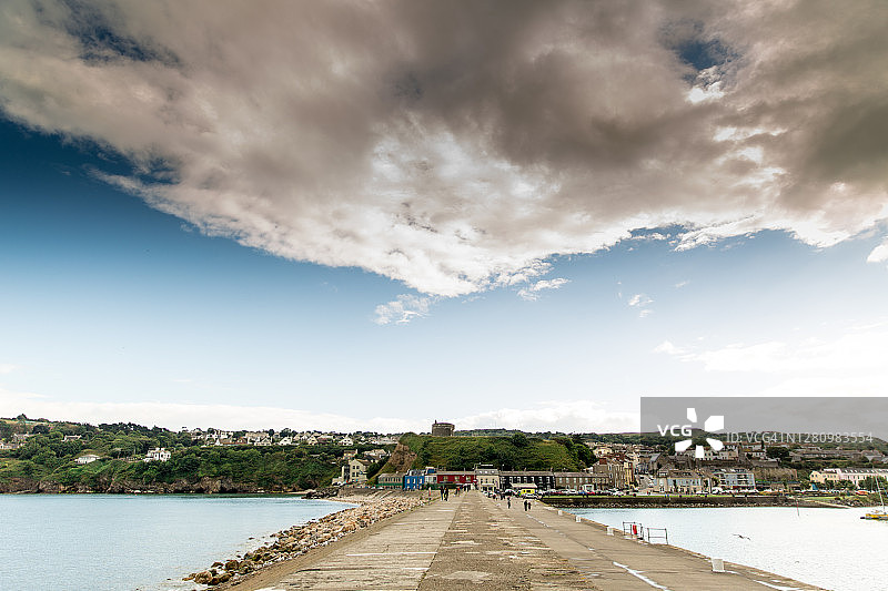 爱尔兰都柏林霍斯码头云景图片素材