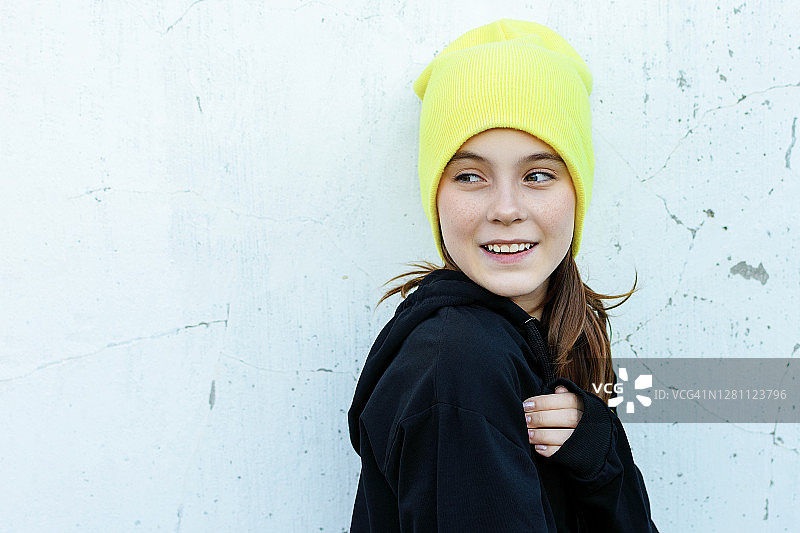 微笑的少女图片素材