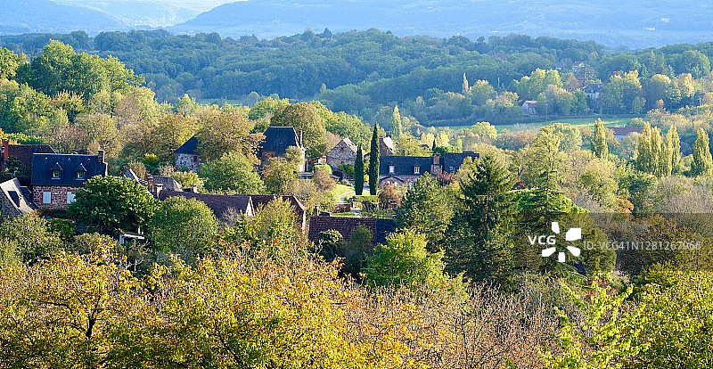 迷人的秋景图片素材