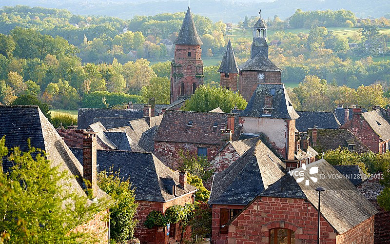 科隆日-拉-鲁日的红色房屋图片素材