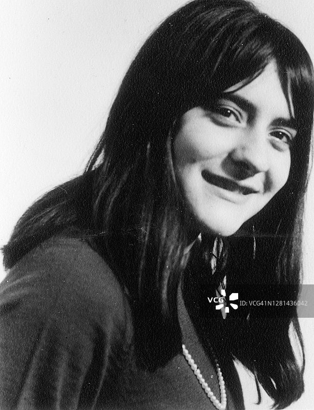 20世纪70年代年轻女性黑白写真图片素材