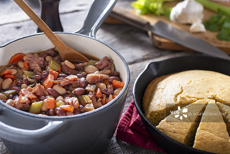 火腿芸豆汤图片素材