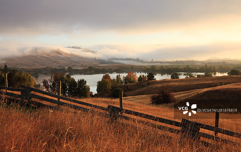 加拿大不列颠哥伦比亚省的汤普森欧垦那根地区图片素材