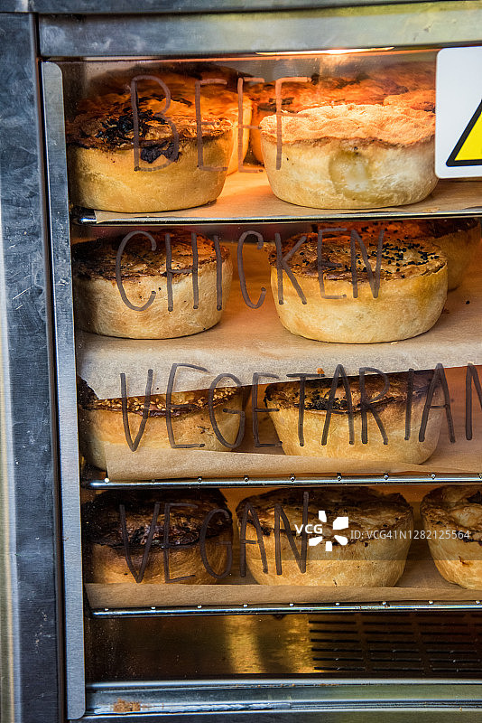 市场出售的保温柜馅饼图片素材