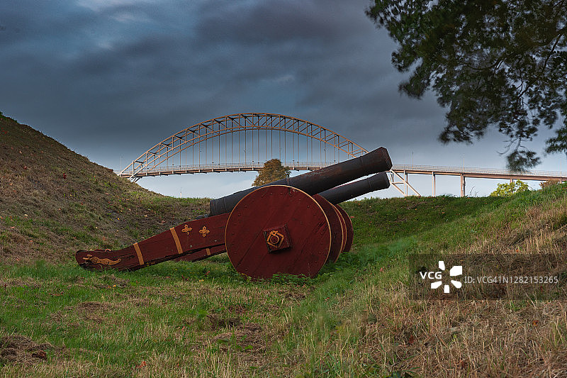 格洛马河上的弗雷德里克stad桥图片素材