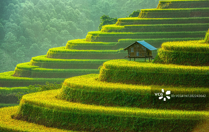 木江界梯田风光图片素材