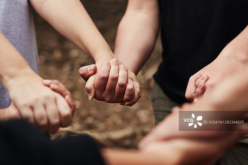 互助使圈子更强大图片素材