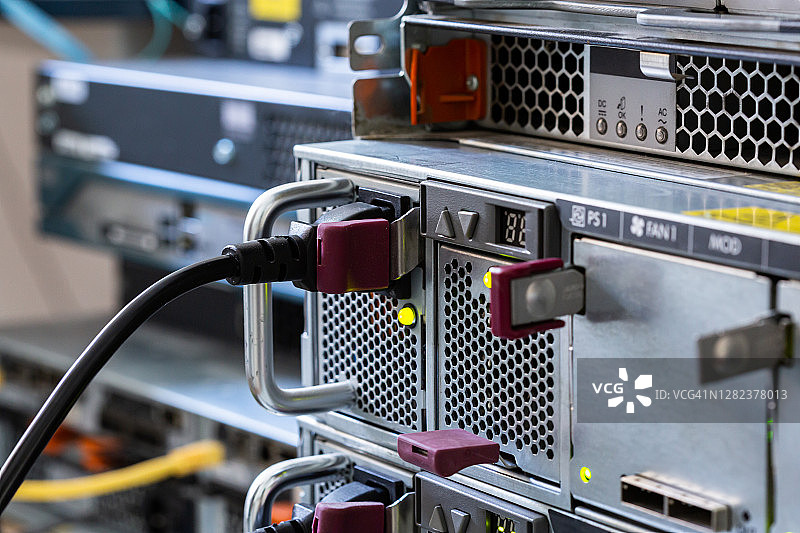 存储盒特写：SAS多通道图片素材