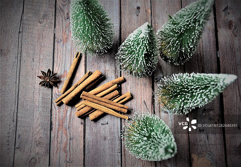 肉桂棒和八角特写图片素材