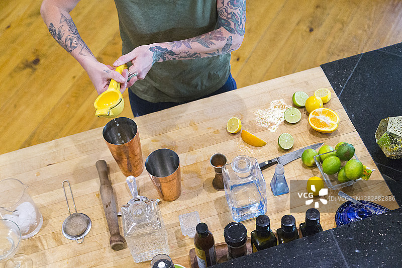 居家调酒师图片素材