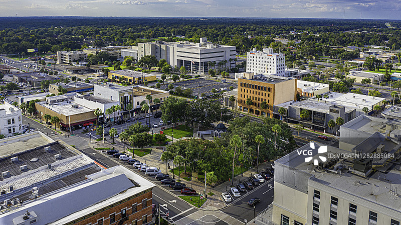 奥卡拉历史悠久的市中心无人机照片图片素材