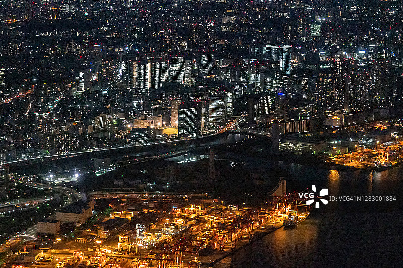 日本东京海湾的住宅建筑鸟瞰图图片素材