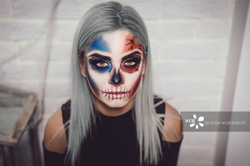 准备好参加万圣节派对图片素材