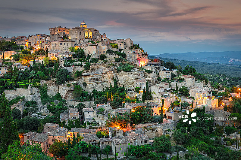 日落时分的戈尔德村，澳大利亚普罗旺斯风光图片素材